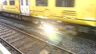 Merseyrail 507 009 making arcs at Birkdale station [upl. by Dhar731]